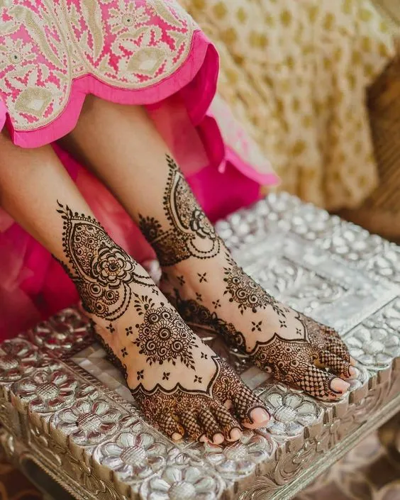 Bridal Leg Mehndi Designs