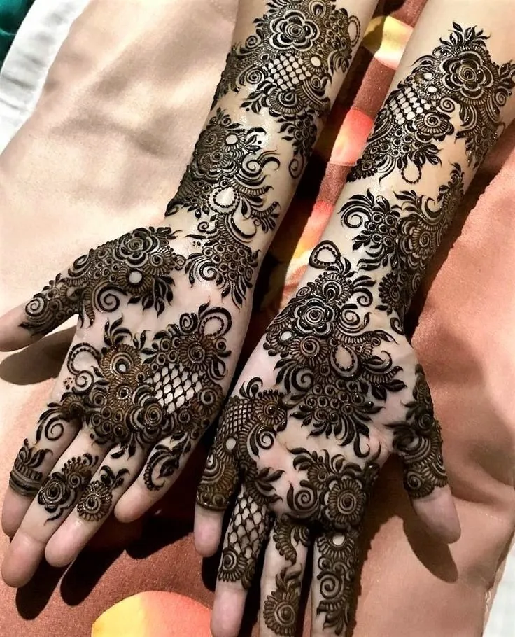 Floral Henna Mehndi Designs For Front Hand