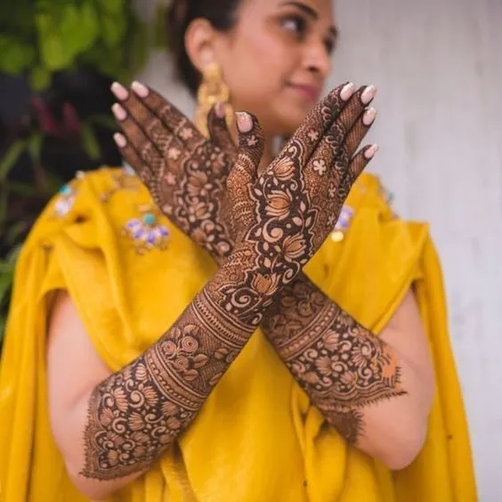 Gorgeous Lotus Henna for Brides