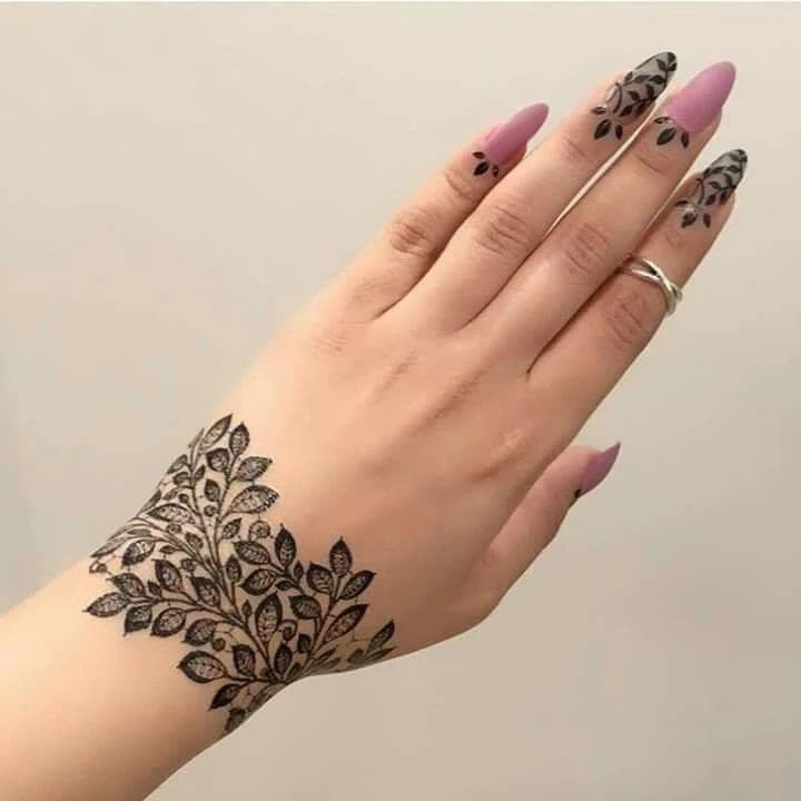 Henna Tatto by mehndidesigns4u