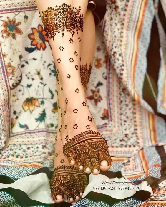 Teej Mehndi Designs with small floral motifs