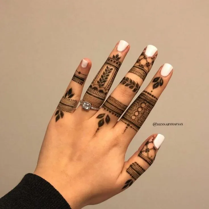 modern Khafif finger Design